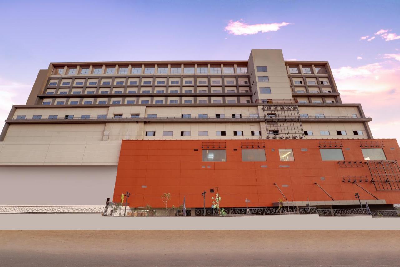 Keys Lite By Lemon Tree Hotels, Urban Square, Ουνταϊπούρ Εξωτερικό φωτογραφία